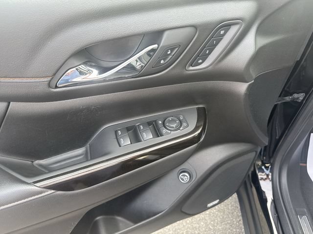 Used 2023 GMC Acadia AT4 w/ Technology Package AWD/4WD image 24
