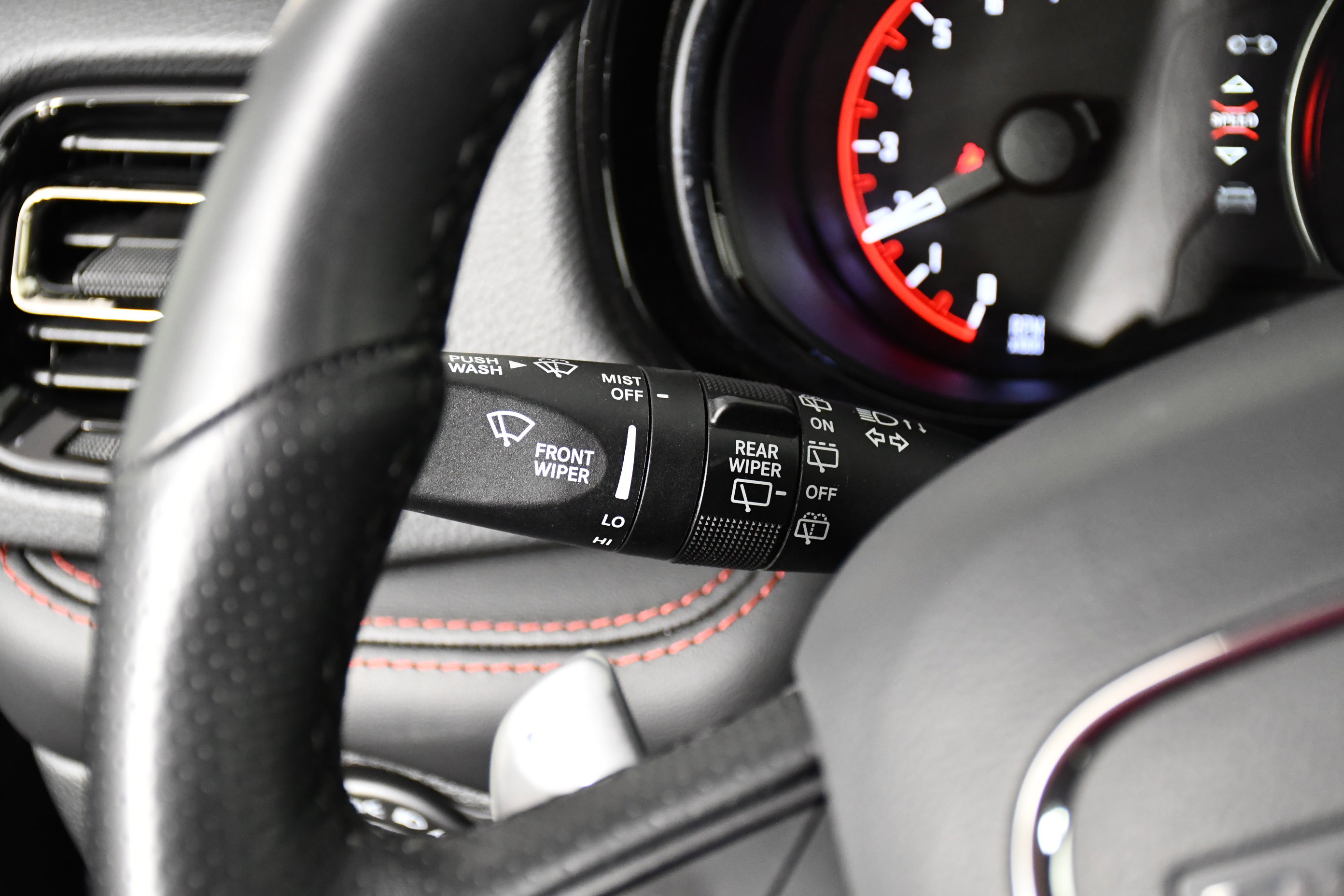 Used 2025 Dodge Durango GT image 16
