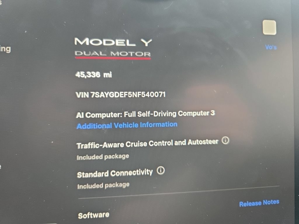 Used 2022 Tesla Model Y Performance AWD/4WD image 28
