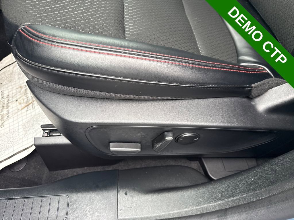 Used 2025 Ford Escape ST-Line Select image 26