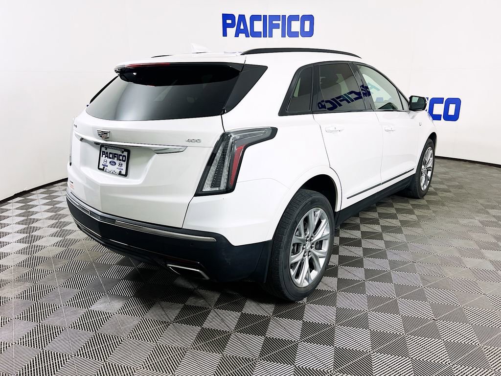 Used 2021 Cadillac XT5 Sportv w/ LPO, Floor Liner Package image 9