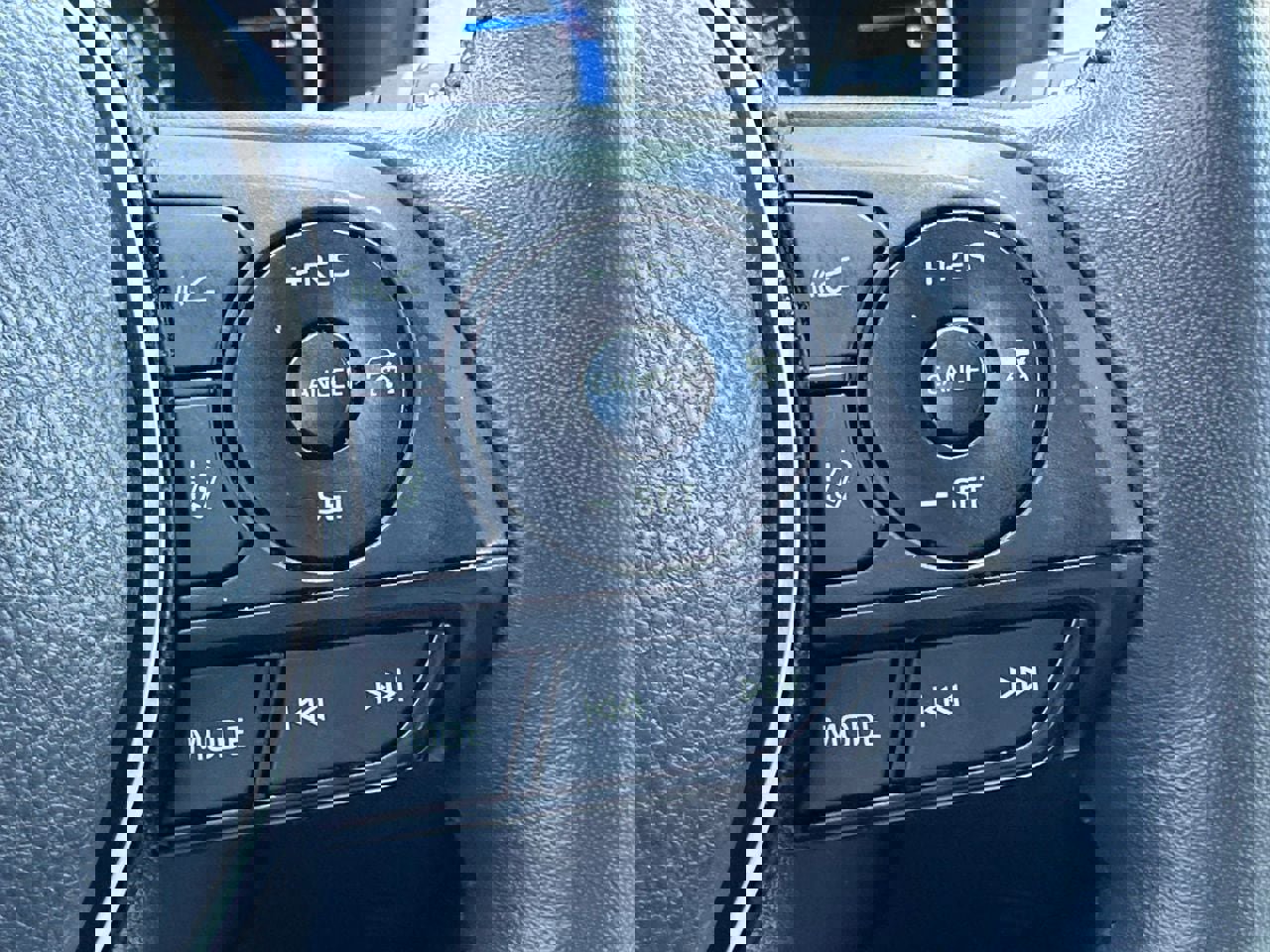 Used 2022 Toyota RAV4 Limited image 29