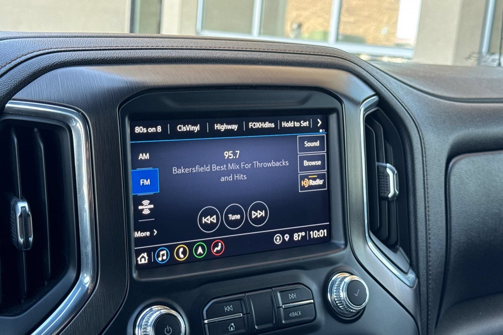 Certified 2021 GMC Sierra 1500 AT4 w/ AT4 Preferred Package AWD/4WD image 18