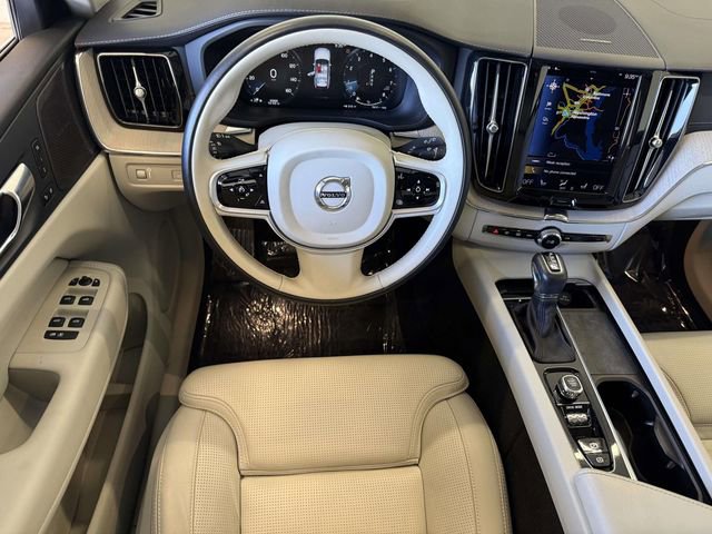 Used 2021 Volvo XC60 T5 Inscription w/ Advanced Package AWD/4WD image 4