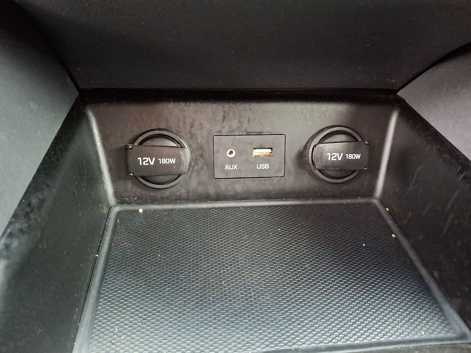 Used 2019 Hyundai Ioniq Plug-In Hybrid image 22