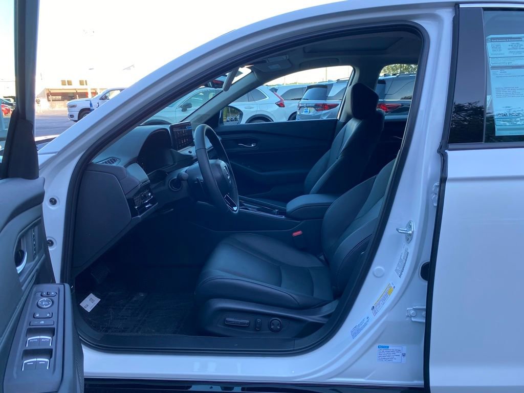 New 2025 Honda Accord EX-L image 17