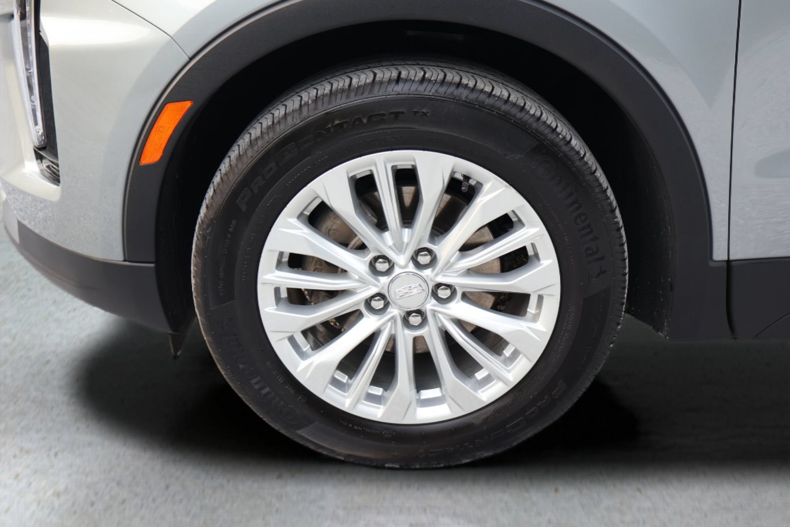 Certified 2024 Cadillac XT4 Luxury FWD image 28