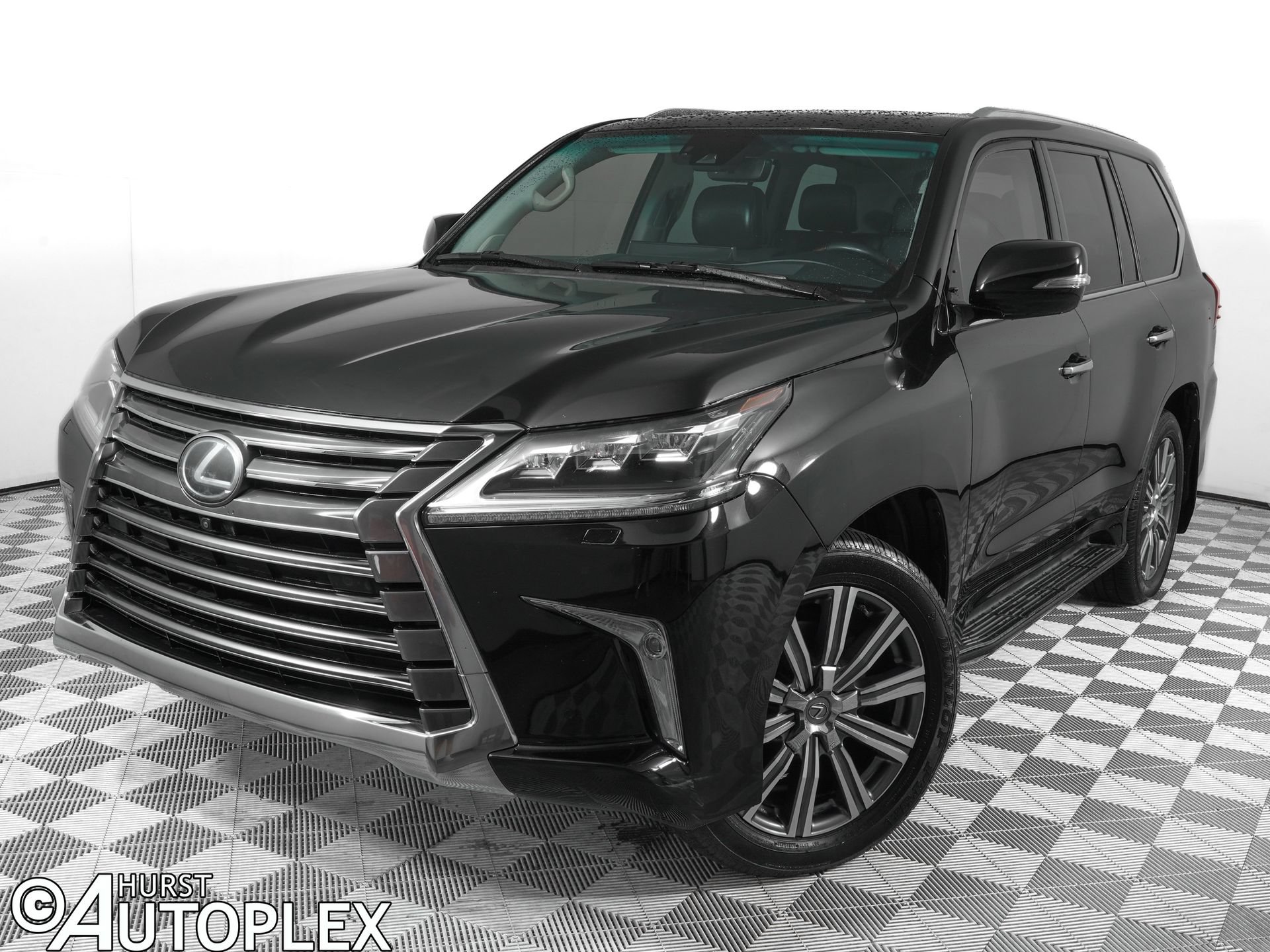 Used 2016 Lexus LX 570 4WD w/ Luxury Package