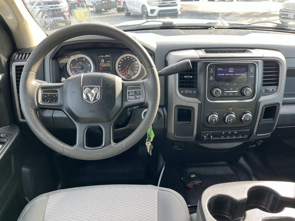 Used 2014 RAM 3500 Tradesman w/ Chrome Appearance Group RWD image 12