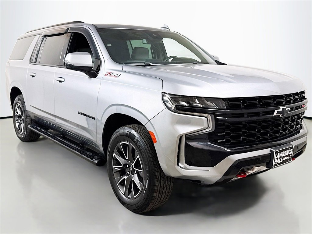Certified 2023 Chevrolet Suburban Z71 w/ Luxury Package image 3