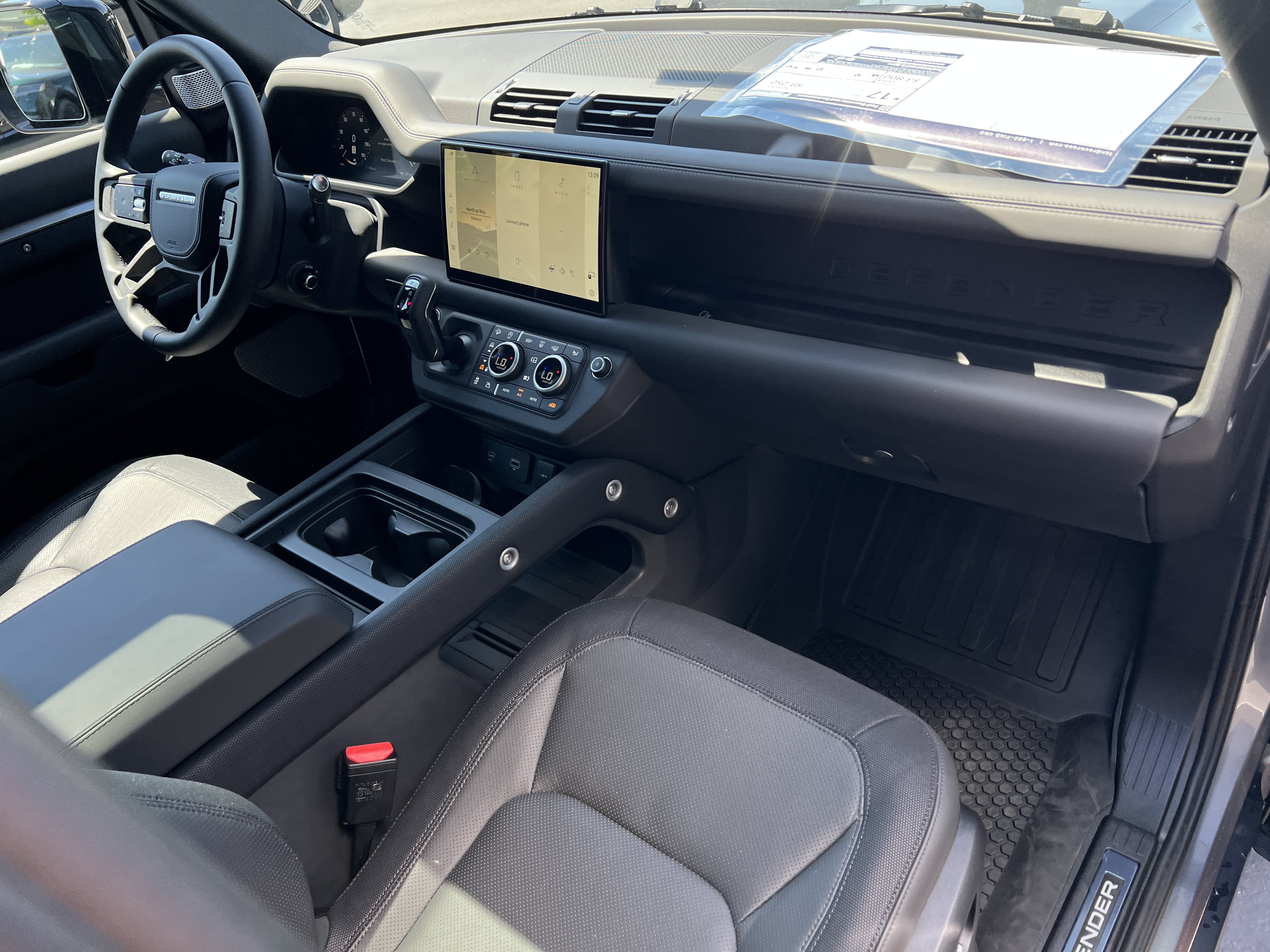 New 2024 Land Rover Defender 130 Outbound AWD/4WD image 11