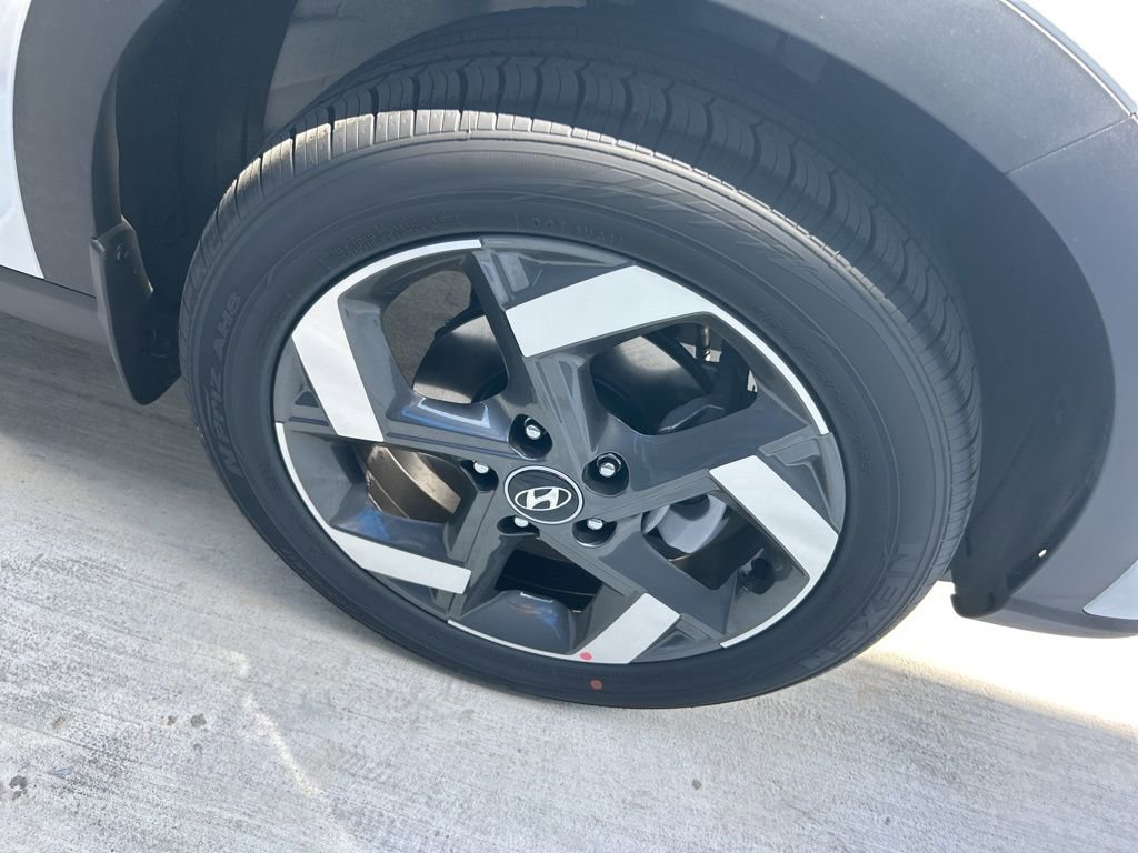 New 2026 Hyundai Venue SEL image 16