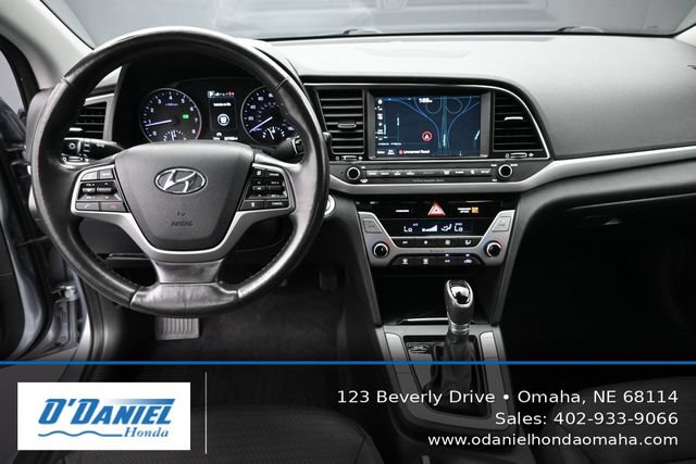 Used 2017 Hyundai Elantra Limited w/ Limited Ultimate Package 09 FWD image 26