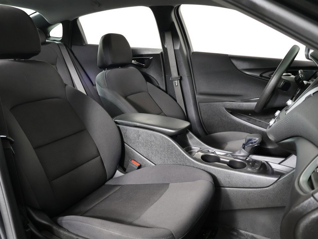 Used 2025 Chevrolet Malibu LS image 26