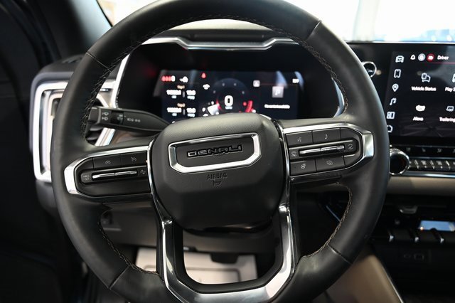 Used 2025 GMC Canyon Denali image 26