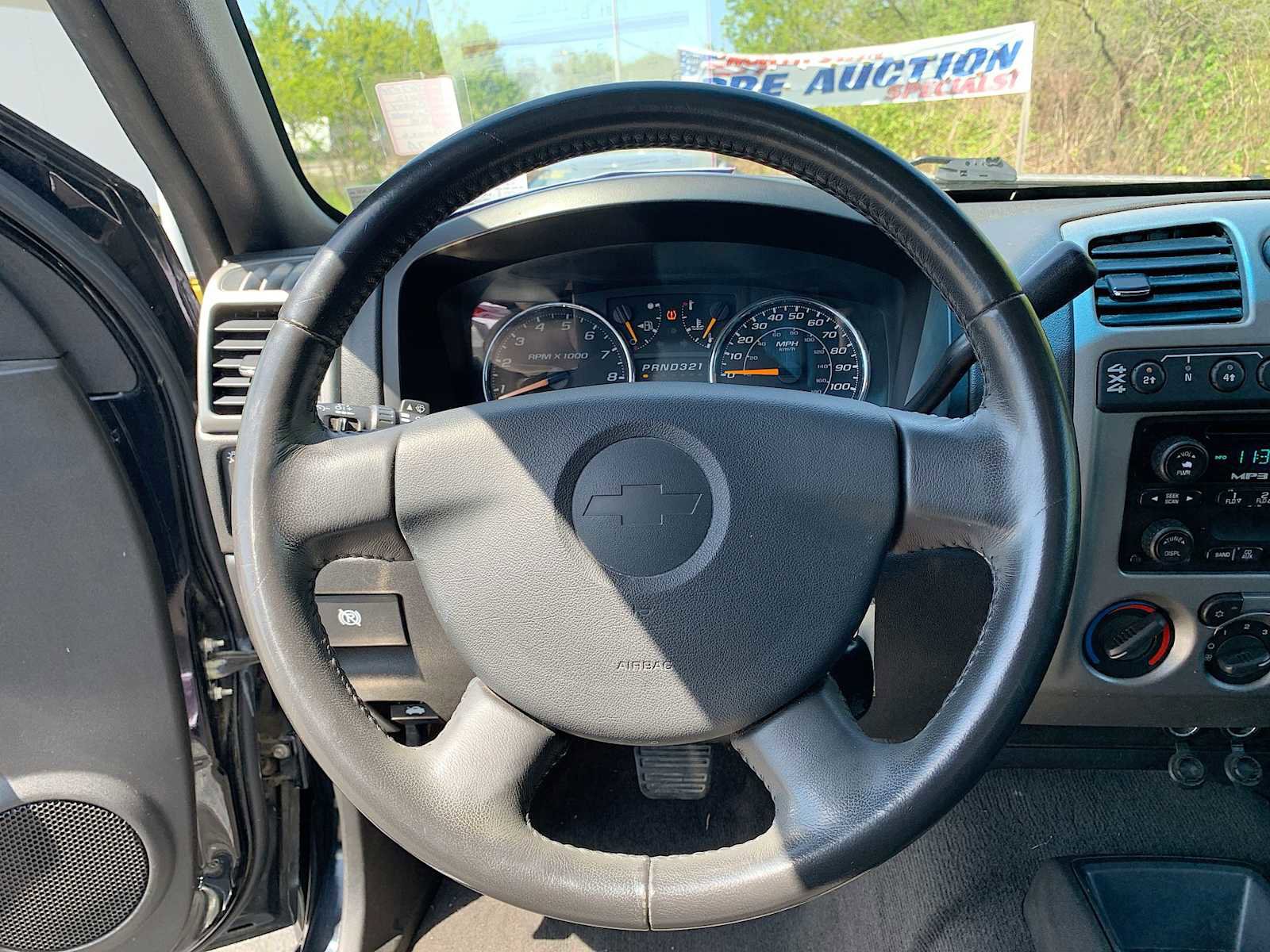 Used 2012 Chevrolet Colorado LT AWD/4WD image 11