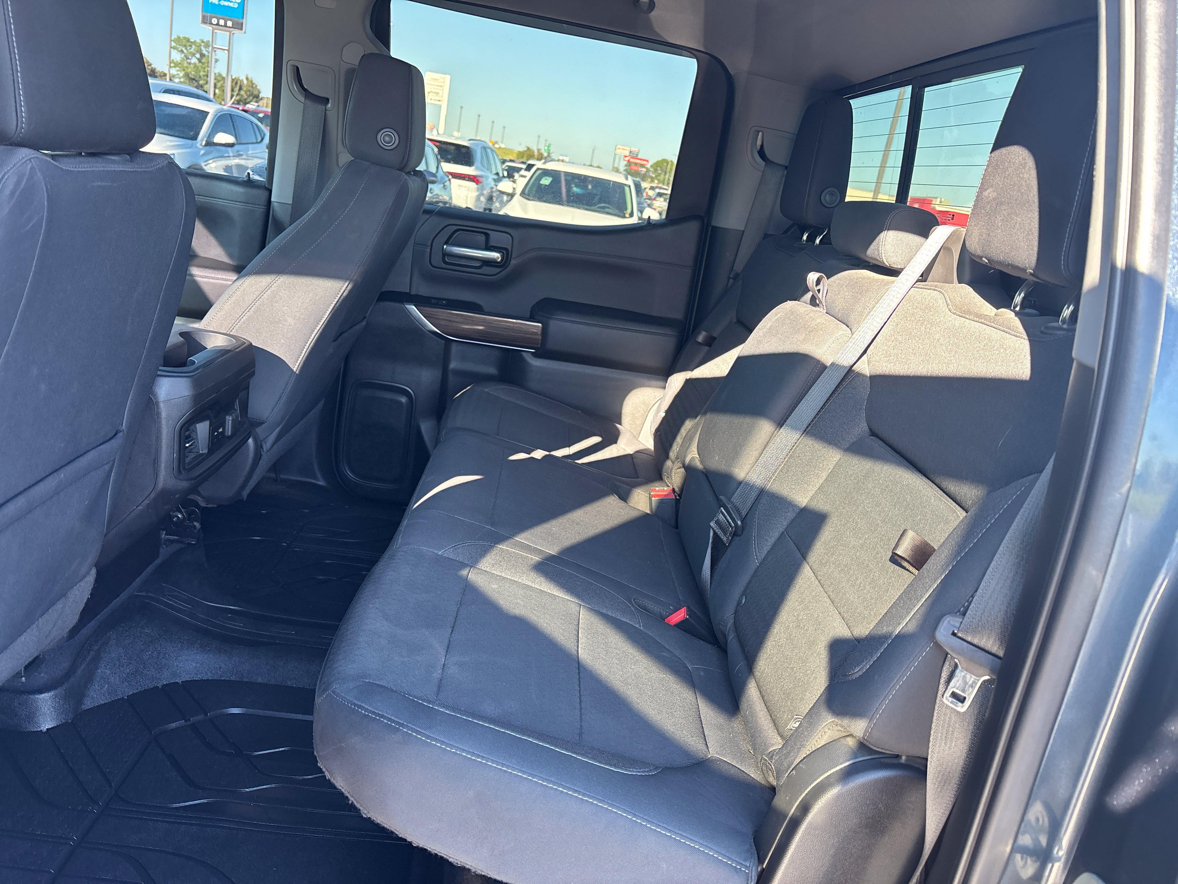 Used 2019 Chevrolet Silverado 1500 LT Trail Boss AWD/4WD image 11