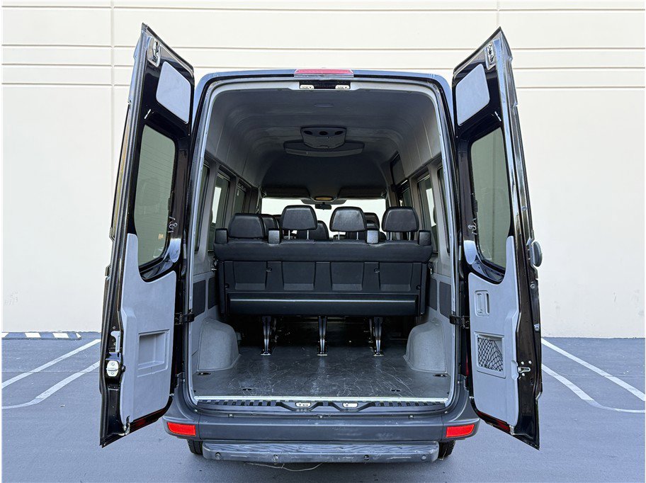 Used 2014 Mercedes-Benz Sprinter 2500 image 20