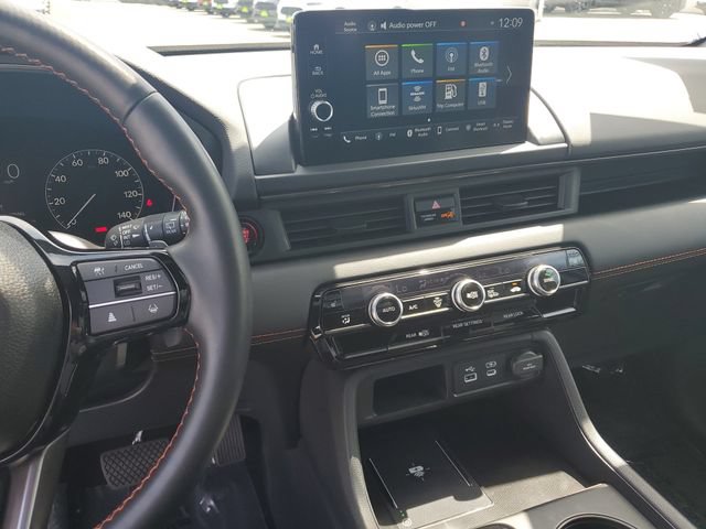 Certified 2025 Honda Pilot TrailSport image 25