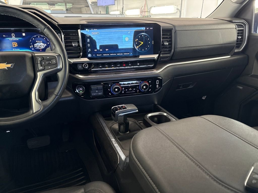 Used 2023 Chevrolet Silverado 1500 LTZ image 22