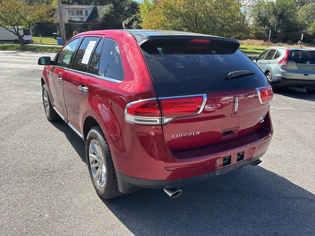 Used 2014 Lincoln MKX AWD w/ Equipment Group 102A image 13