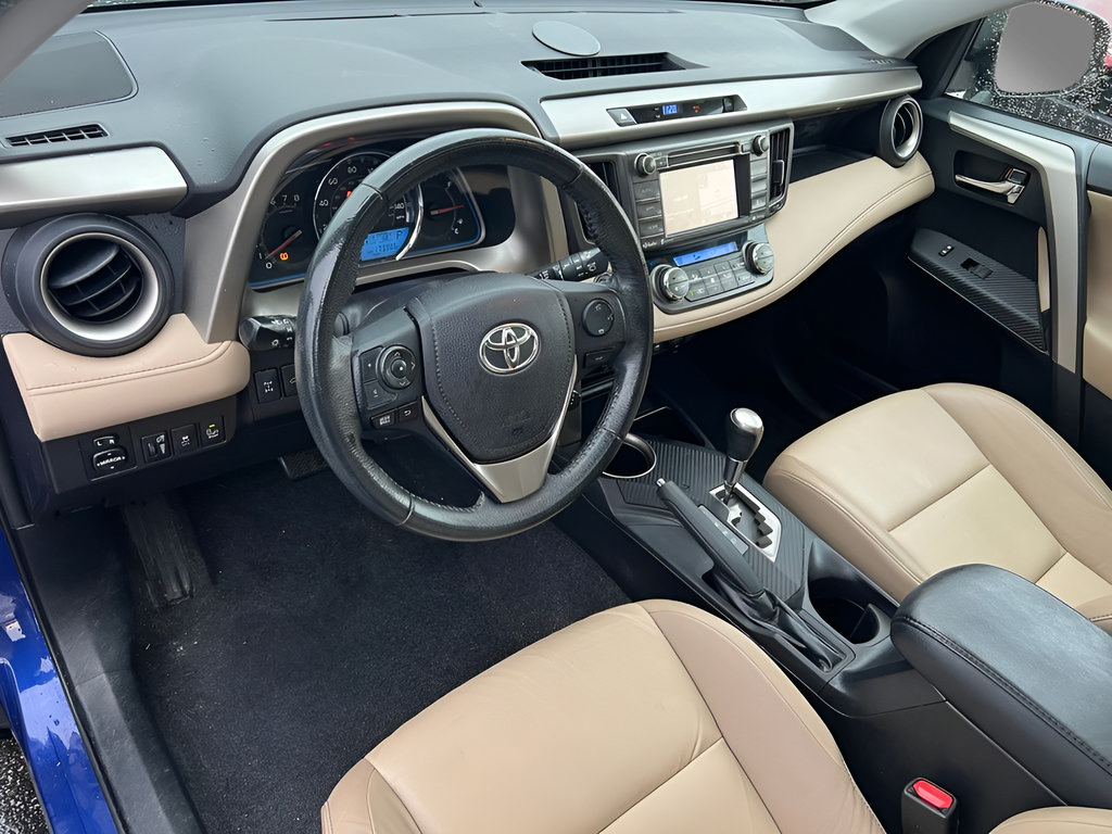 Used 2015 Toyota RAV4 Limited w/ Technology Package AWD/4WD image 21
