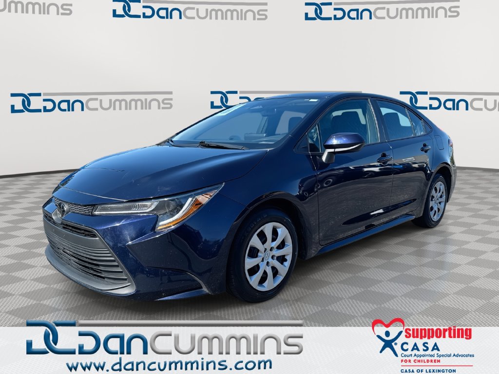 Used 2025 Toyota Corolla LE FWD image 1