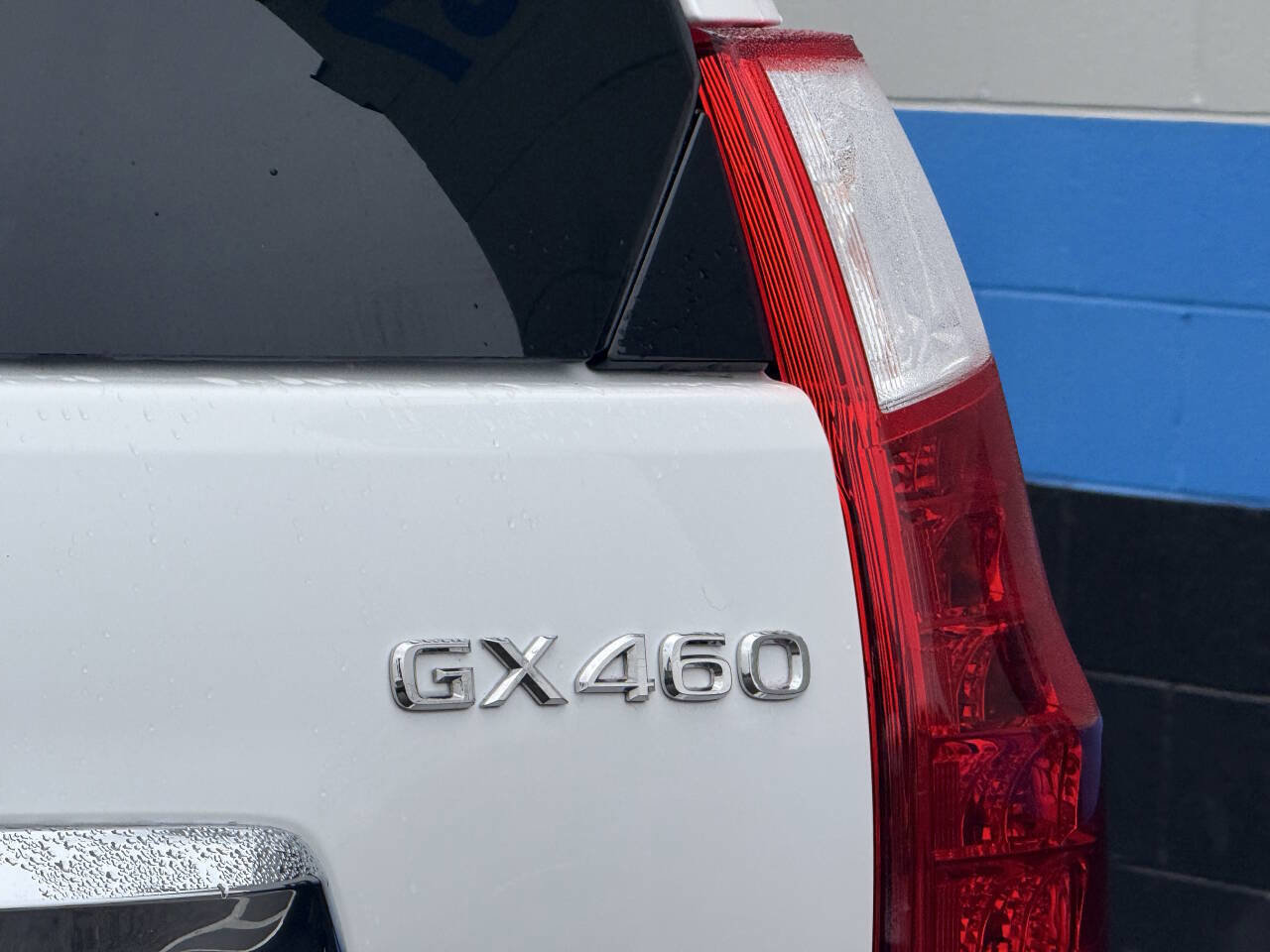 Used 2011 Lexus GX 460 image 28