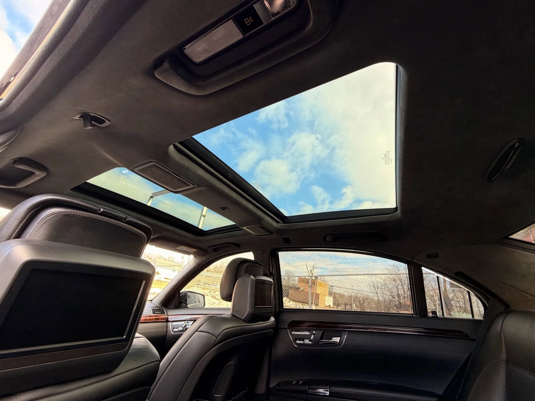 Used 2011 Mercedes-Benz S 63 AMG image 53