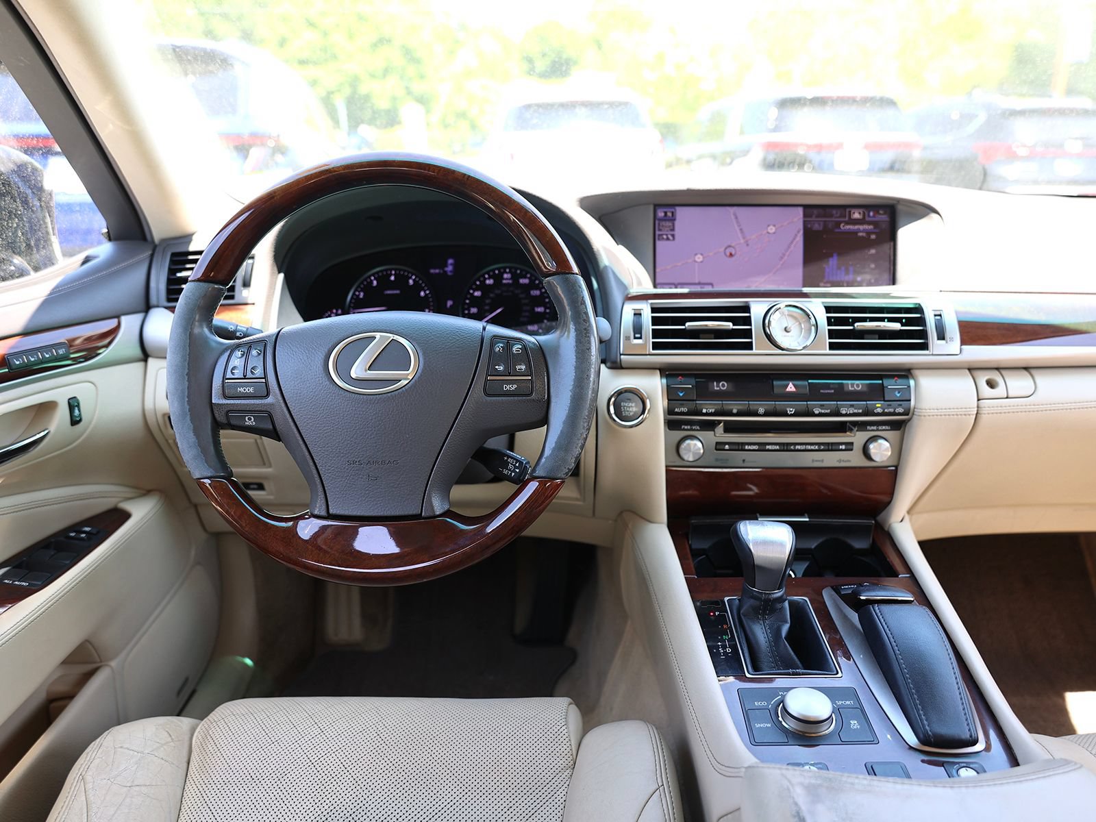 Used 2013 Lexus LS 460 AWD w/ Comfort Pkg image 15