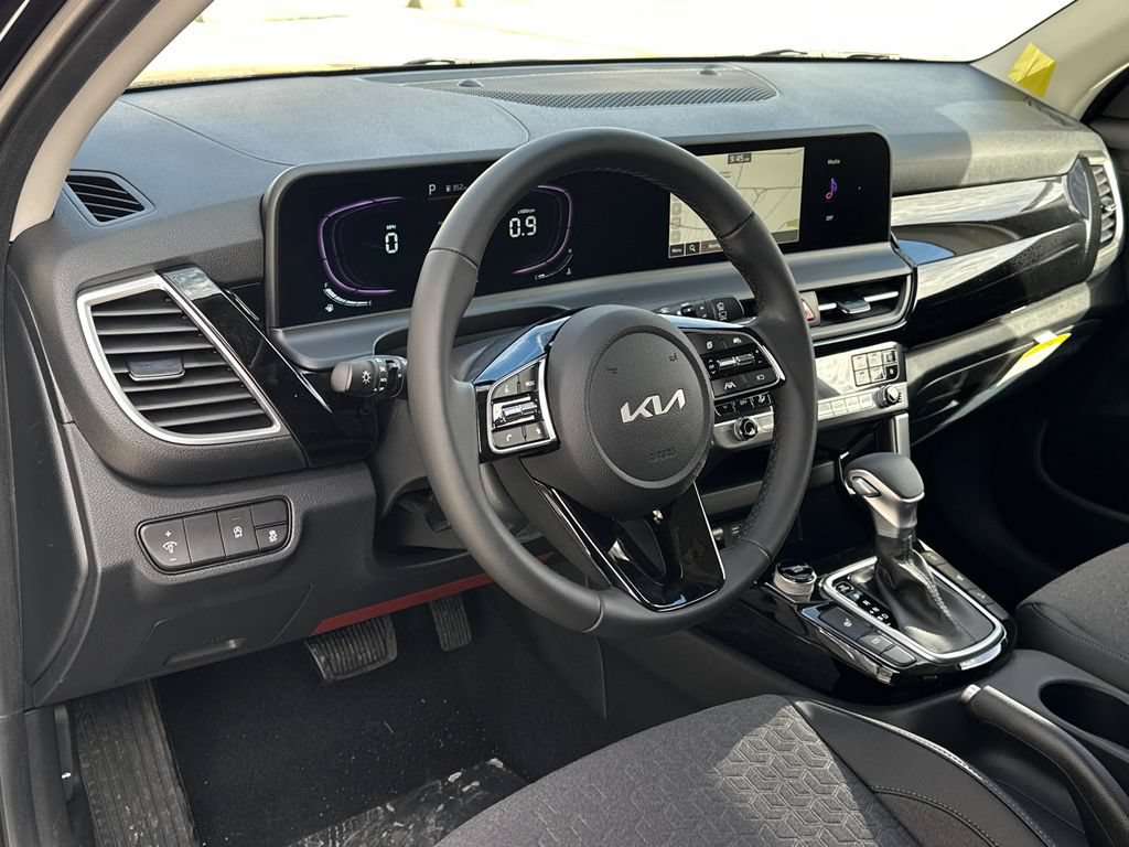 New 2026 Kia Seltos S AWD/4WD image 14