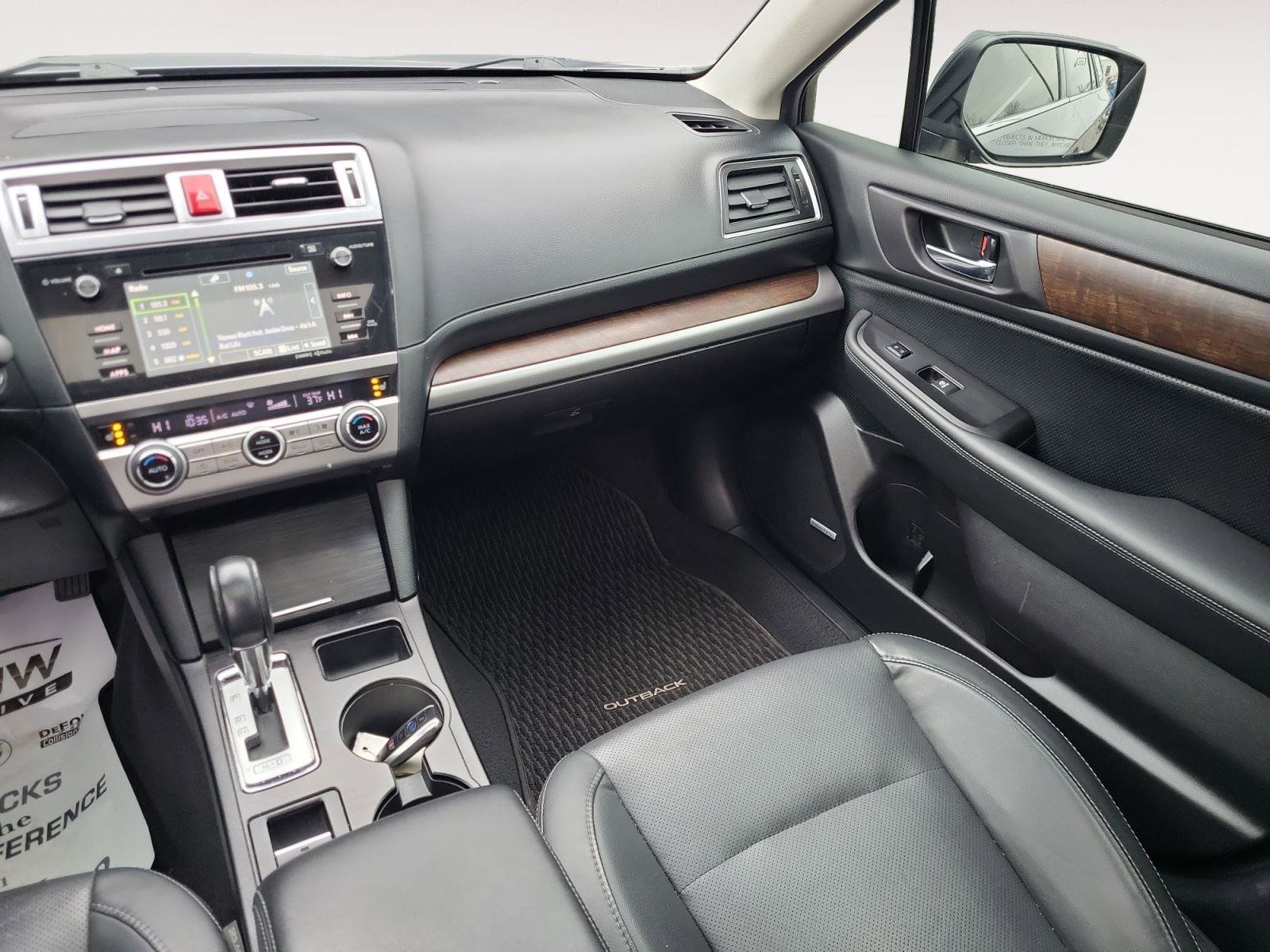 Used 2016 Subaru Outback 3.6R Limited image 12