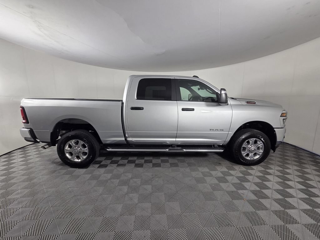 Used 2026 RAM 2500 Big Horn AWD/4WD image 4