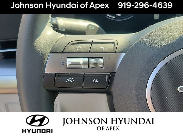 Certified 2024 Hyundai Kona SEL AWD/4WD image 19
