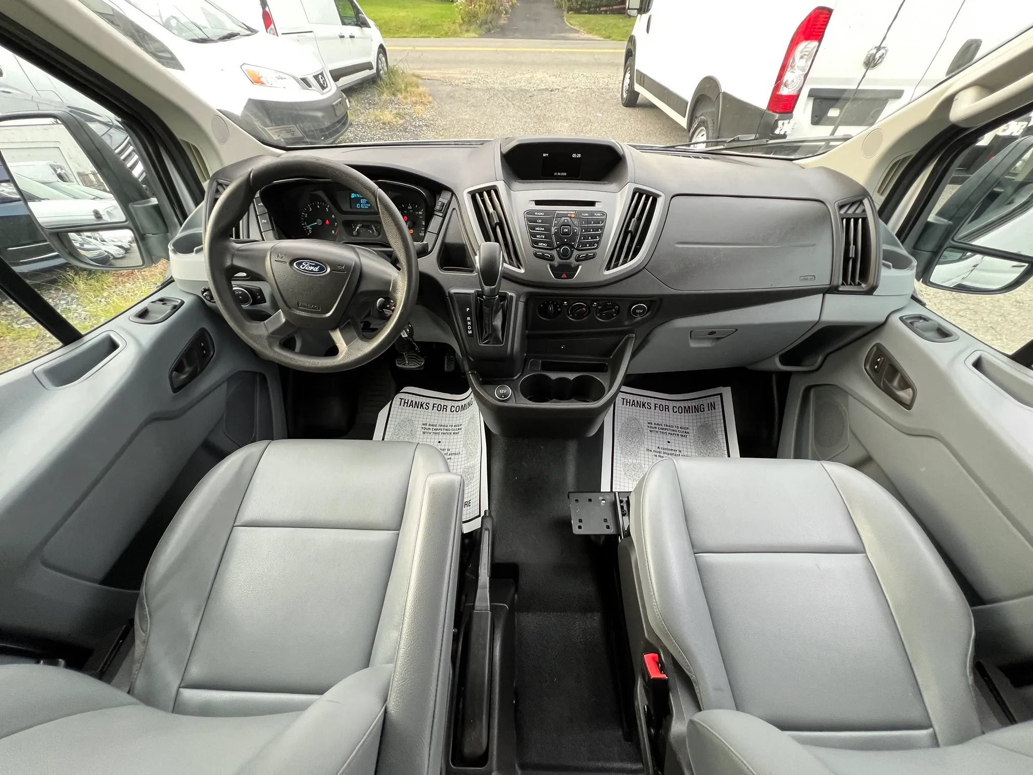 Used 2018 Ford Transit 250 148 Low Roof RWD image 43