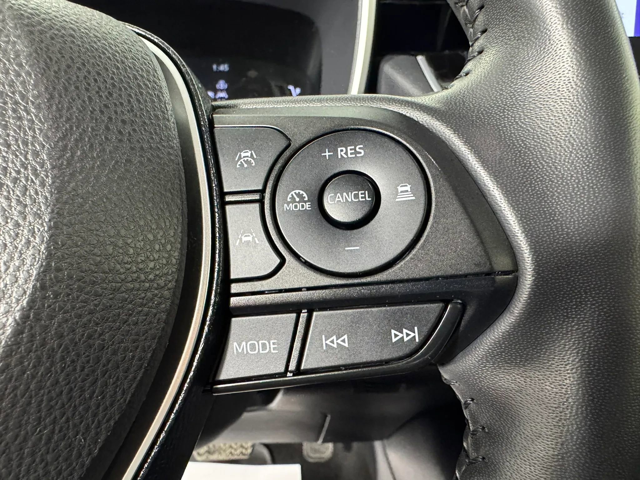 Used 2024 Toyota Corolla XLE FWD image 16