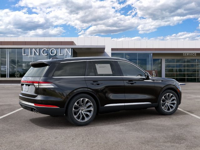New 2027 Lincoln Aviator AWD image 6