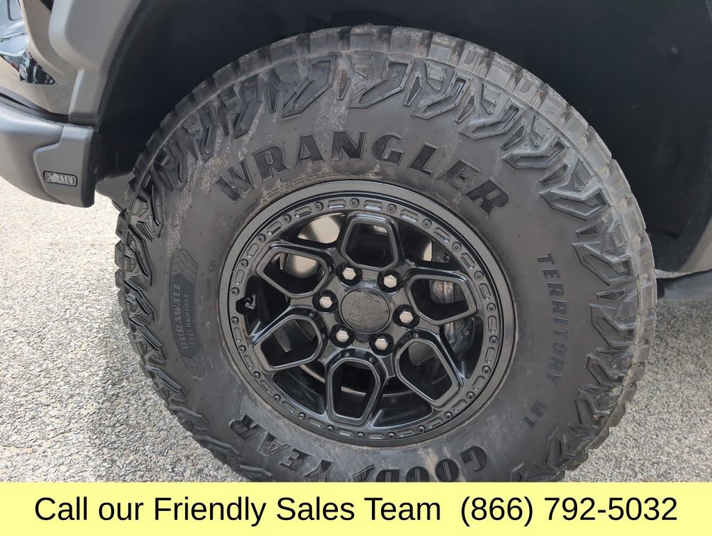 Used 2024 Chevrolet Colorado ZR2 w/ ZR2 Bison Edition AWD/4WD image 29