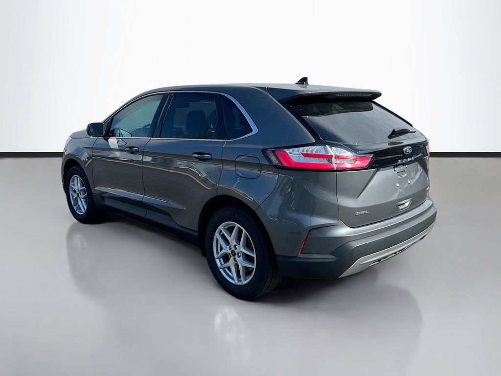 Used 2024 Ford Edge SEL image 5