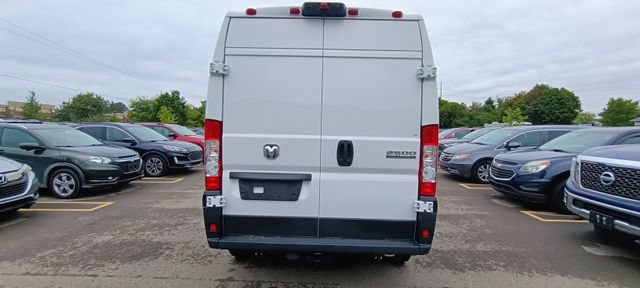 Used 2023 RAM ProMaster 2500 FWD image 6