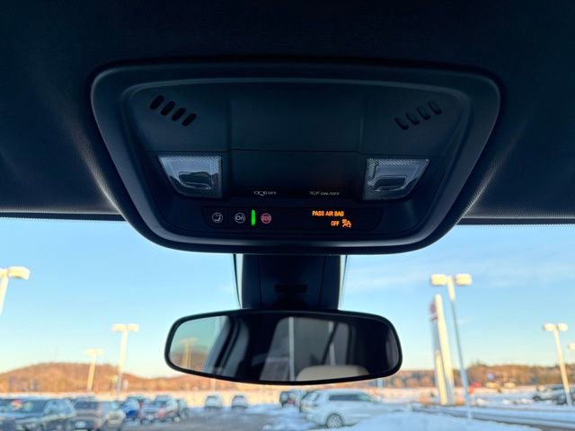 Used 2023 Chevrolet Traverse LS w/ Safety Package image 20