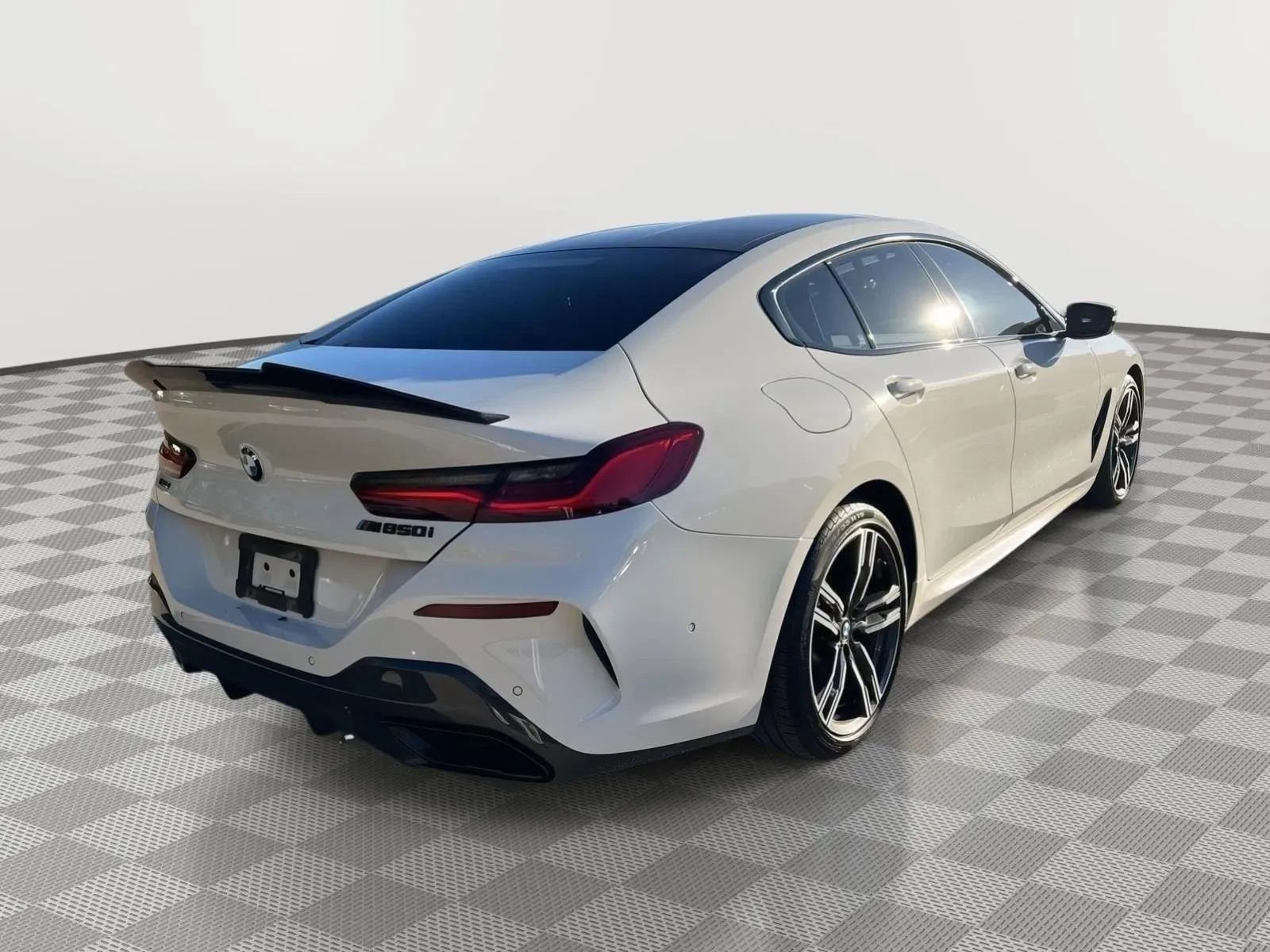 Used 2022 BMW M850i Gran Coupe xDrive image 9