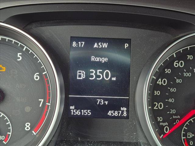 Used 2017 Volkswagen Golf SE FWD image 9