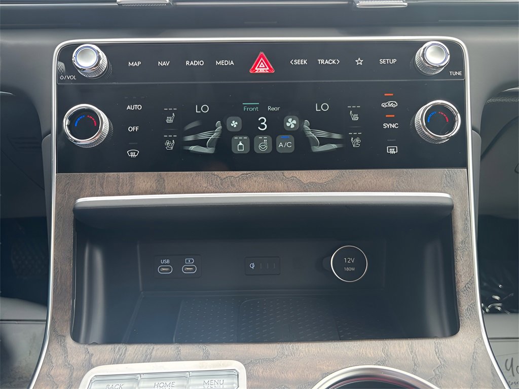 New 2025 Genesis GV80 3.5T Prestige image 24