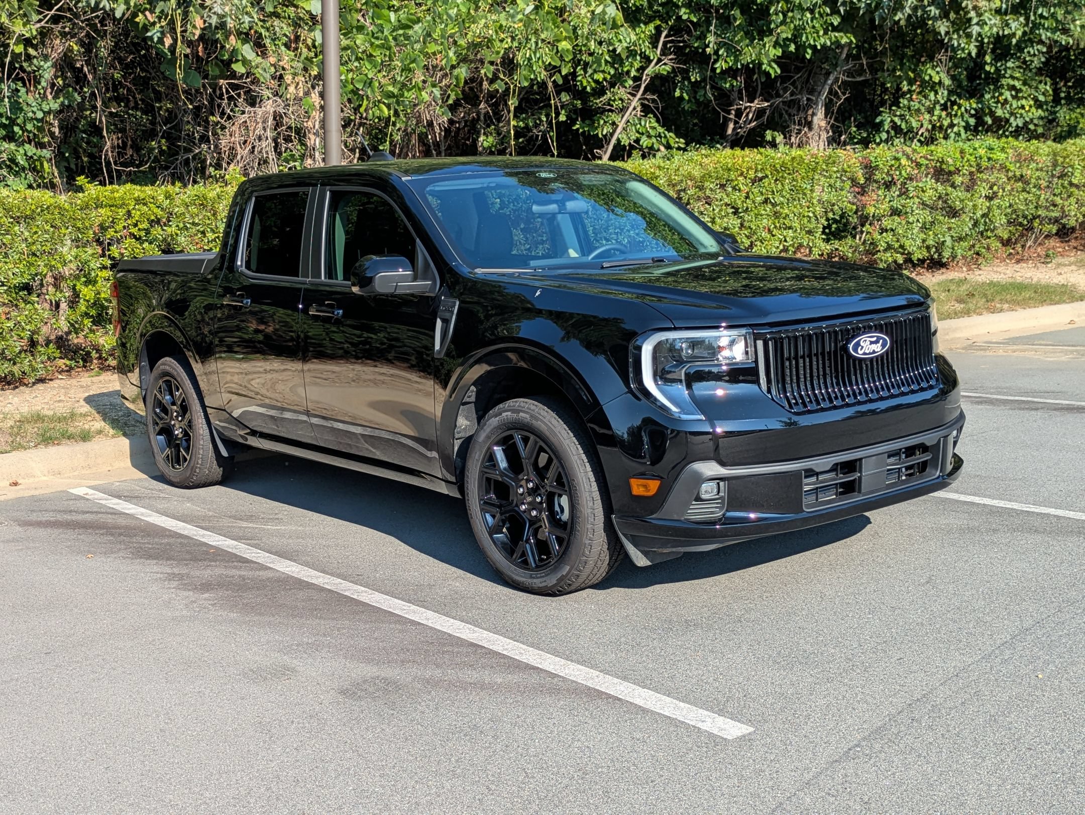 New 2026 Ford Maverick Lobo AWD/4WD image 2