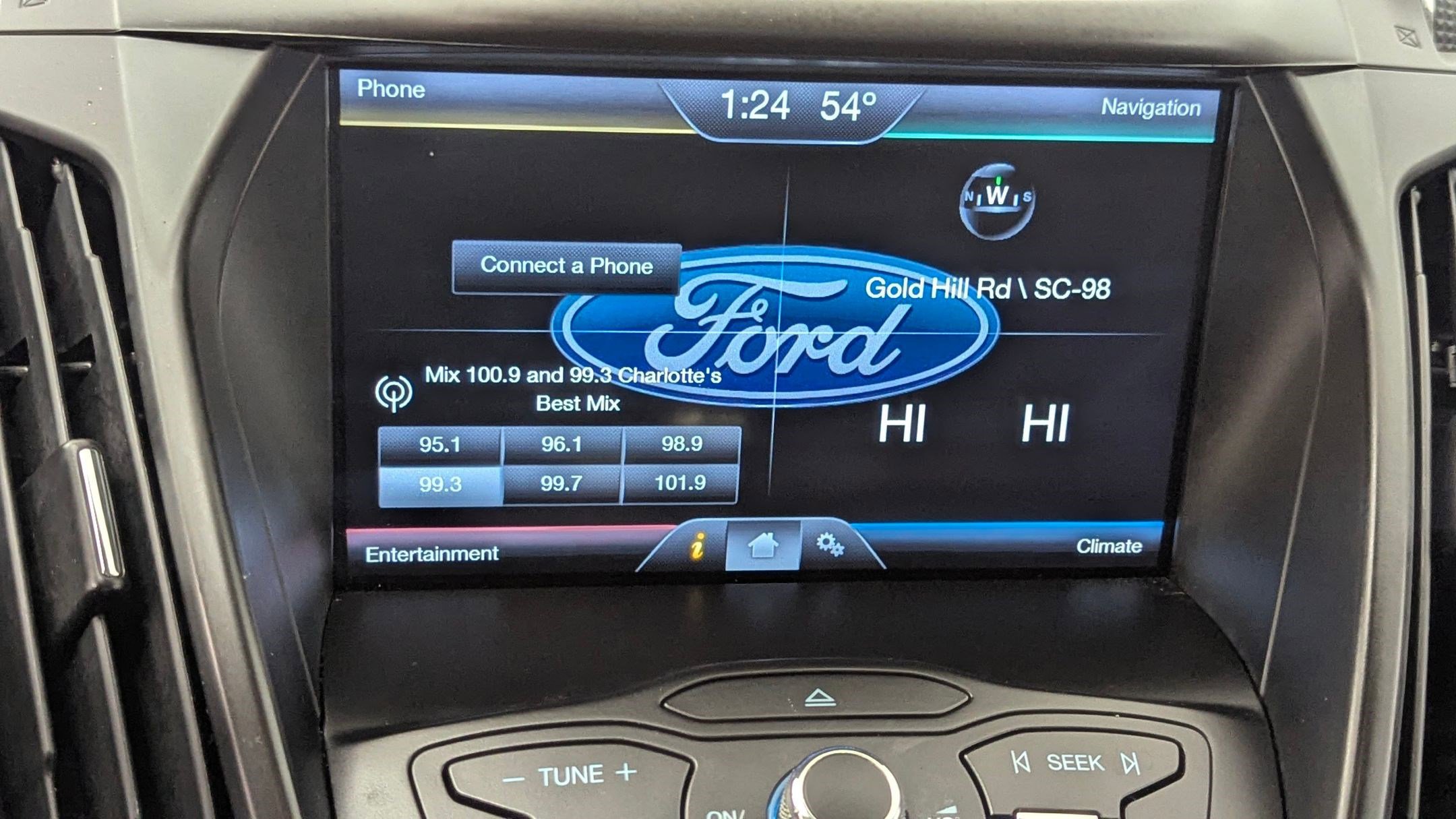 Used 2015 Ford Escape SE w/ SE Chrome Package image 26