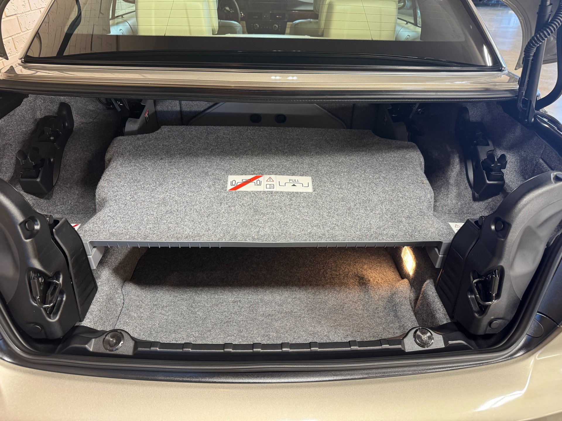 Used 2008 BMW 335i Convertible image 54