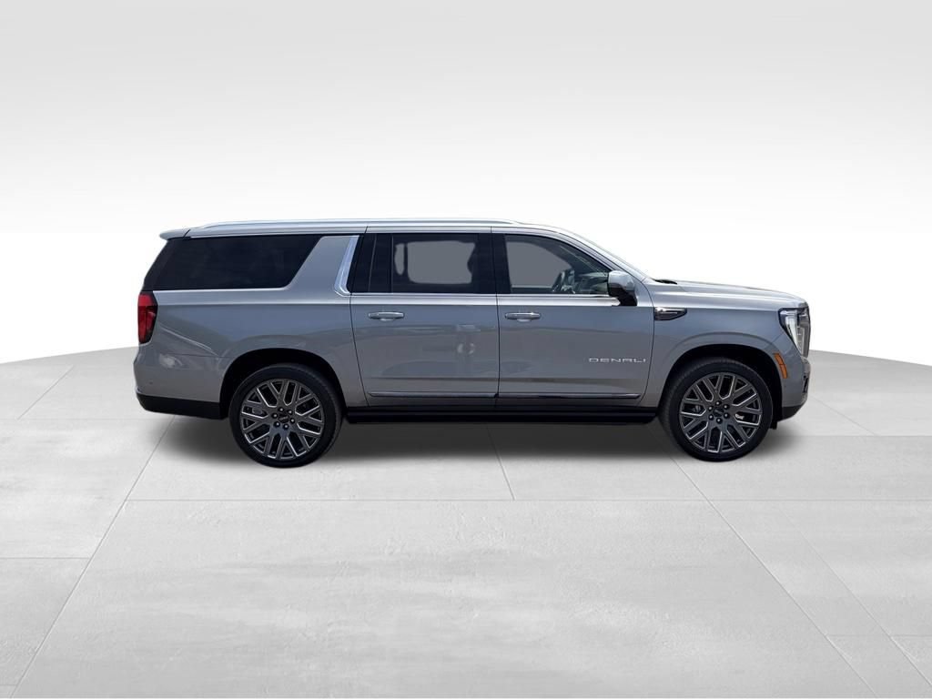 Used 2026 GMC Yukon XL Denali Ultimate AWD/4WD image 26