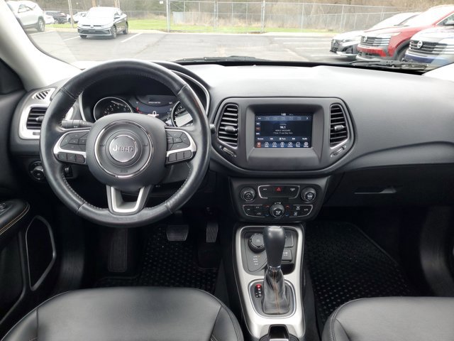 Used 2018 Jeep Compass Latitude w/ Popular Equipment Group AWD/4WD image 22