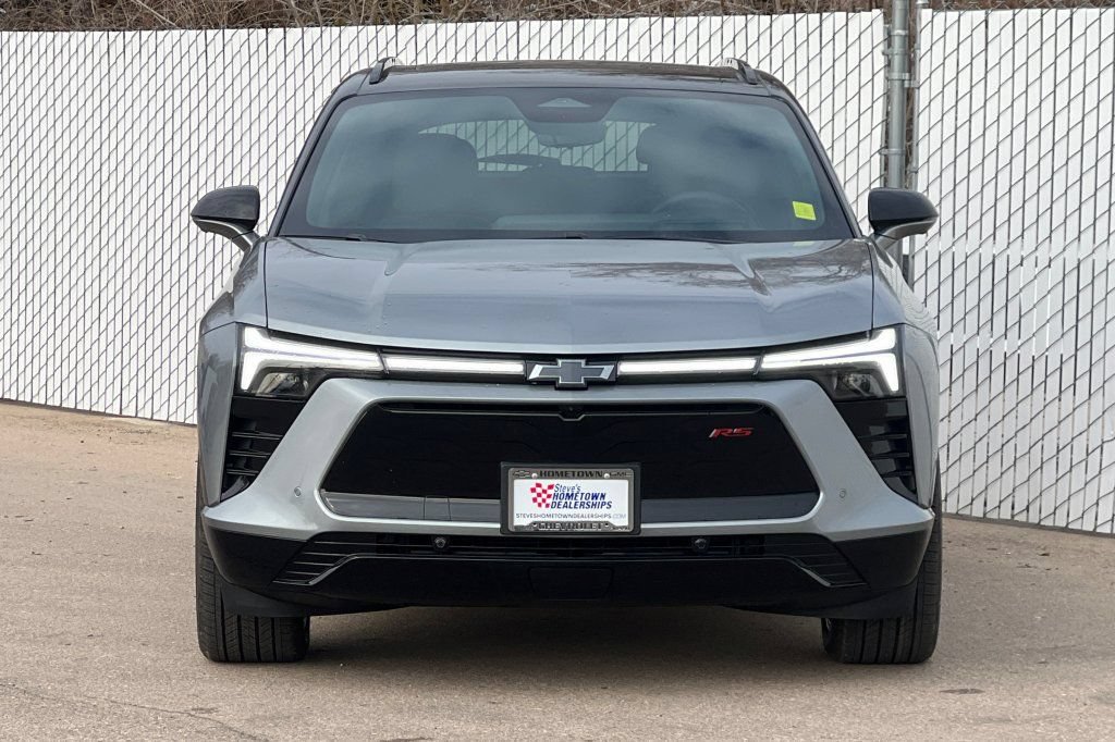 New 2026 Chevrolet Blazer EV RS w/ Super Cruise Package AWD/4WD image 6
